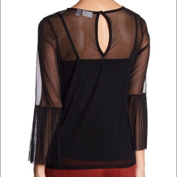 🔅🆕 Embroidered Mesh Ruffle Sleeve Blouse🔅 - Picture 2 of 3